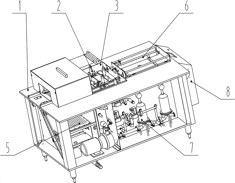 On-line cleaning device for medicinal full-tray phials