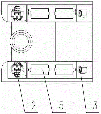 Intelligent conveying device of containers in warehouse