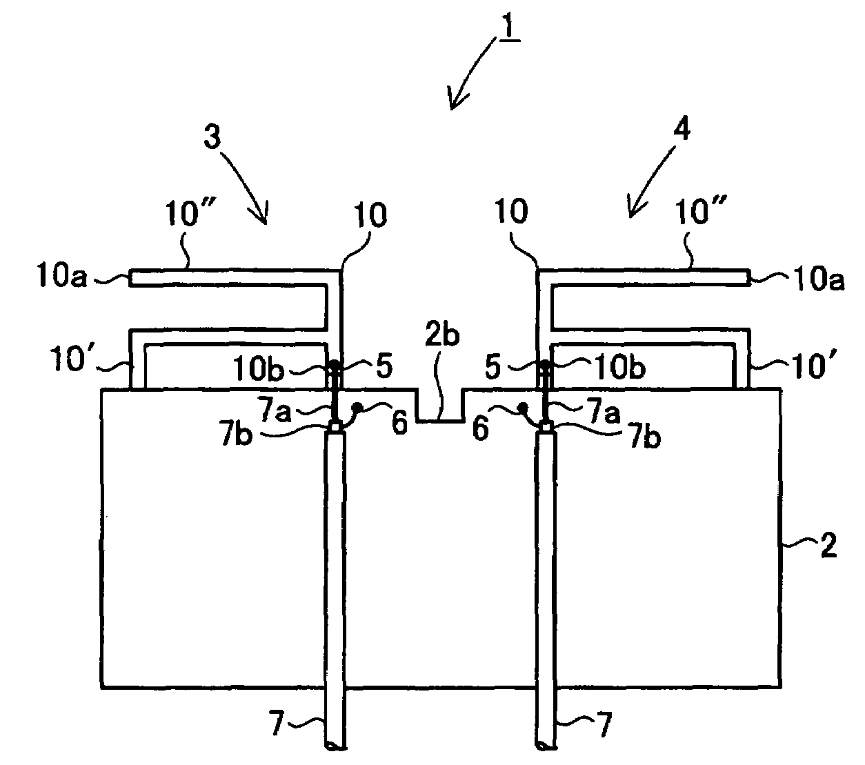 Planar antenna with multiple radiators and notched ground pattern