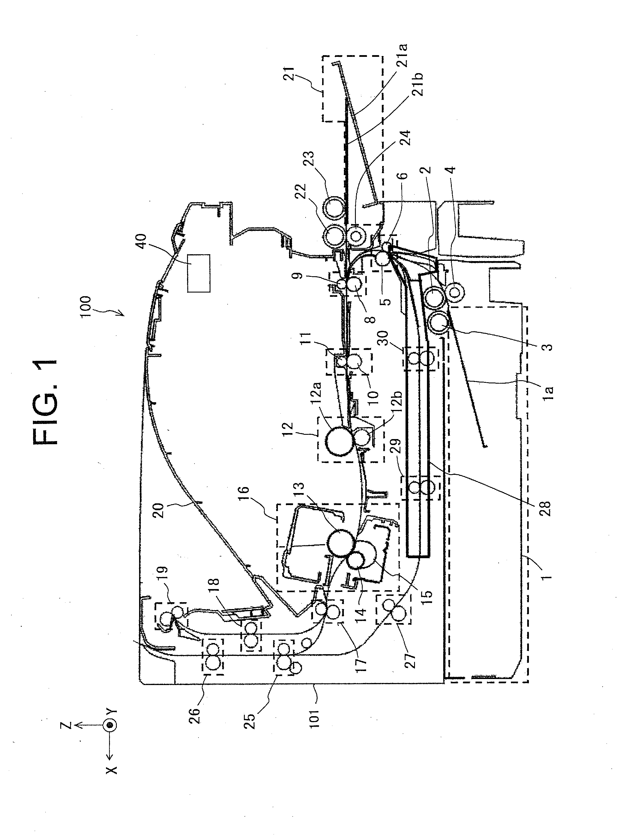 Medium conveying device and image forming apparatus