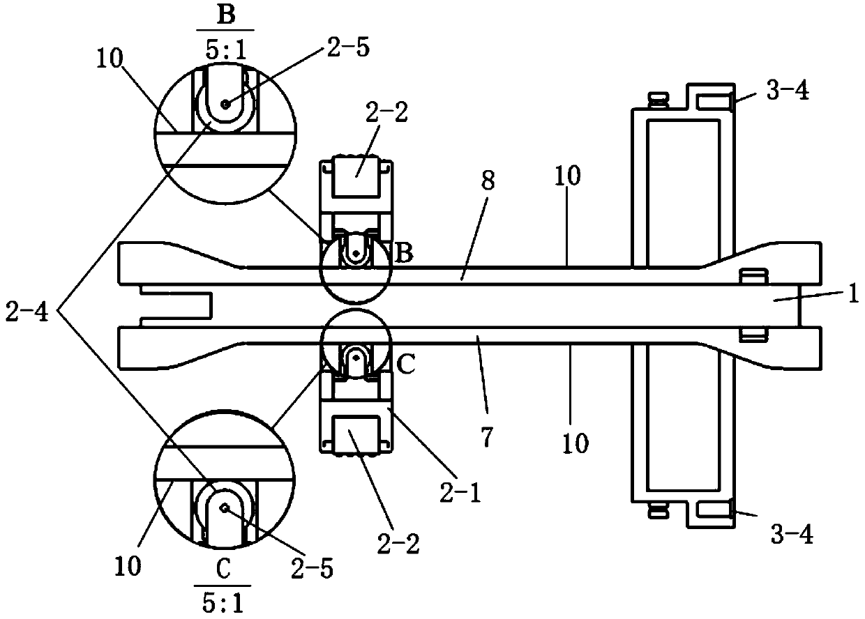 A claw-pair-grabbing type caterpillar track wall-climbing robot