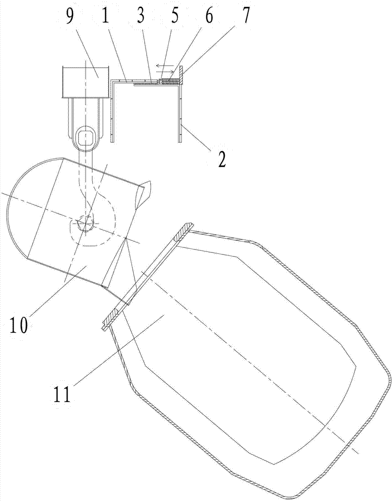 Secondary smoke trapping device for buffering type rotary furnace