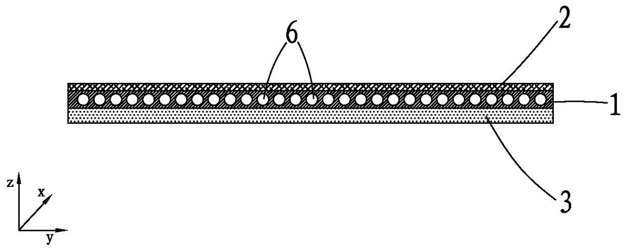 Battery and battery pack with heat dissipation member