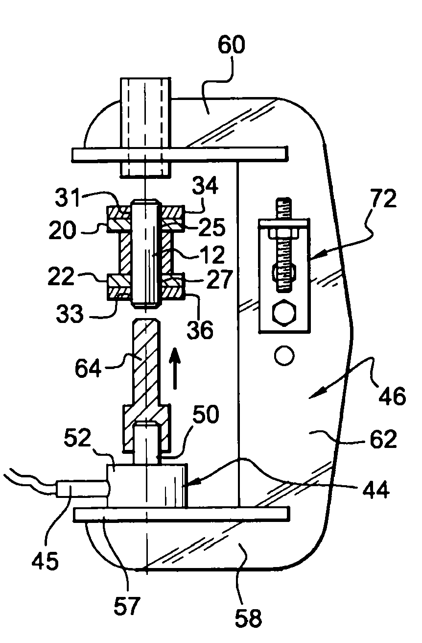 Improvement to device for inserting and extracting chain link pivot pins