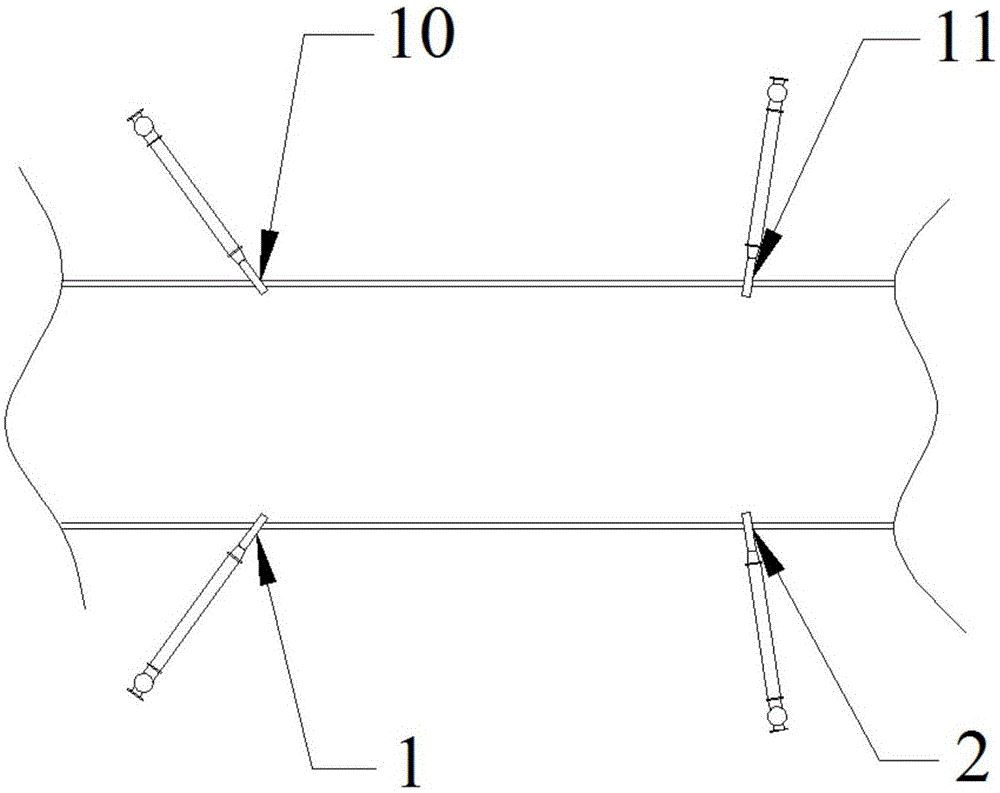 Leachate back-spraying denitration device and method for garbage incinerator