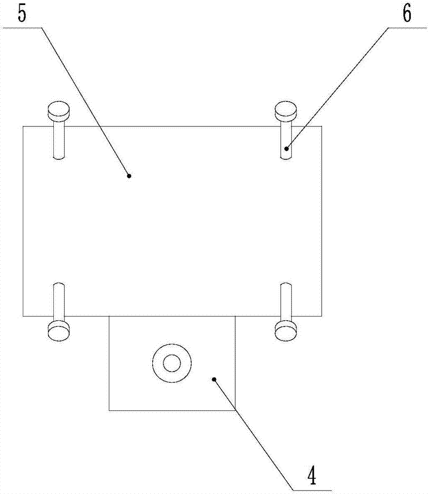 Hoop type feeder clamp facilitating pipe diameter adjusting