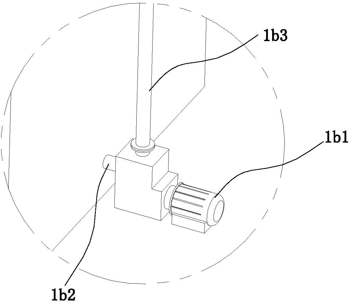 Tomato crushing and beating machine