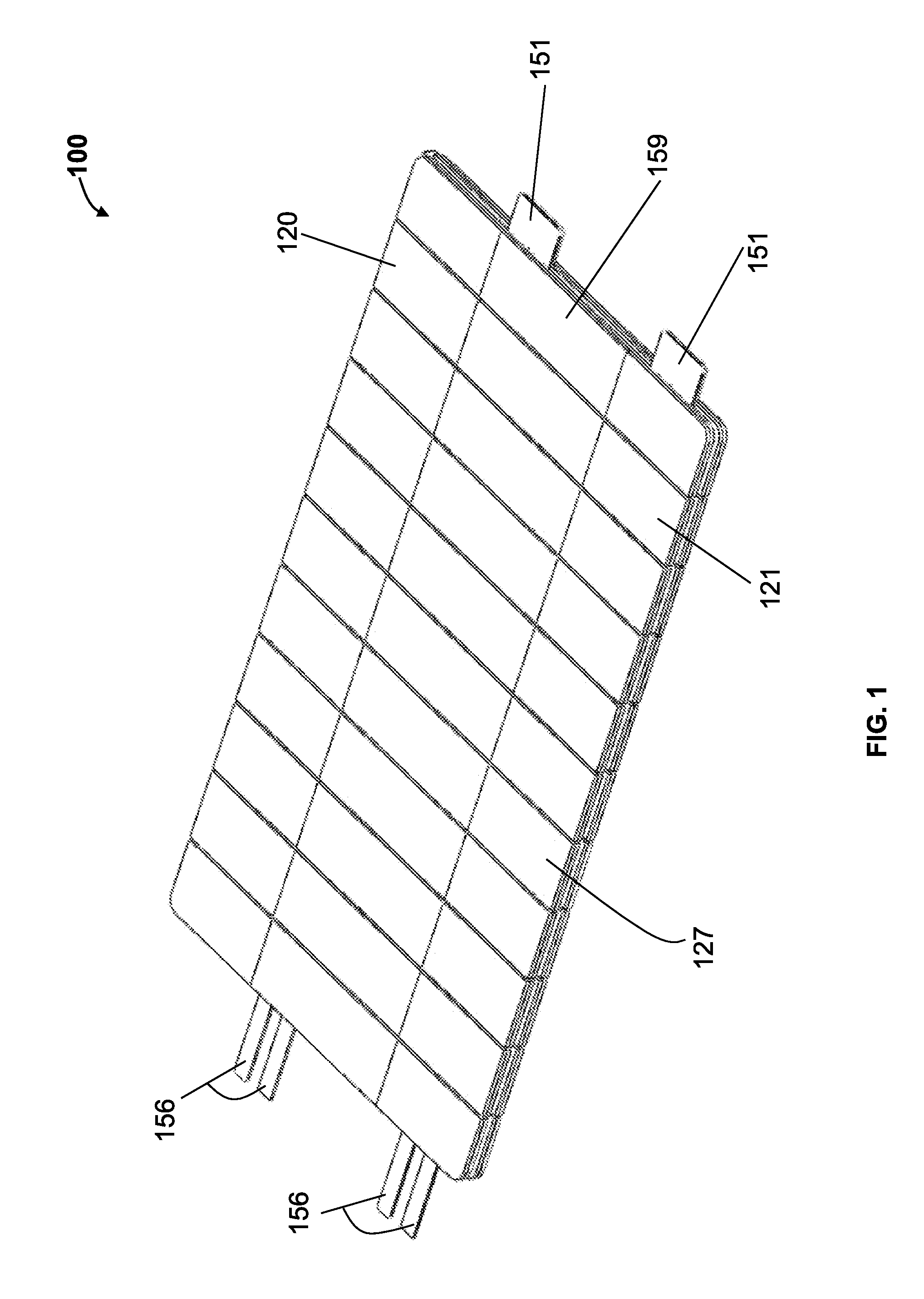 Wound or skin treatment devices with variable edge geometries