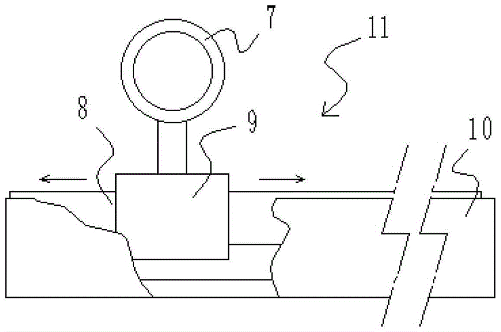 A leftover material winding device realizing parallel winding