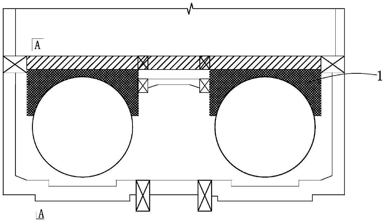 Method for constructing end wall of subway station in sandy gravel stratum