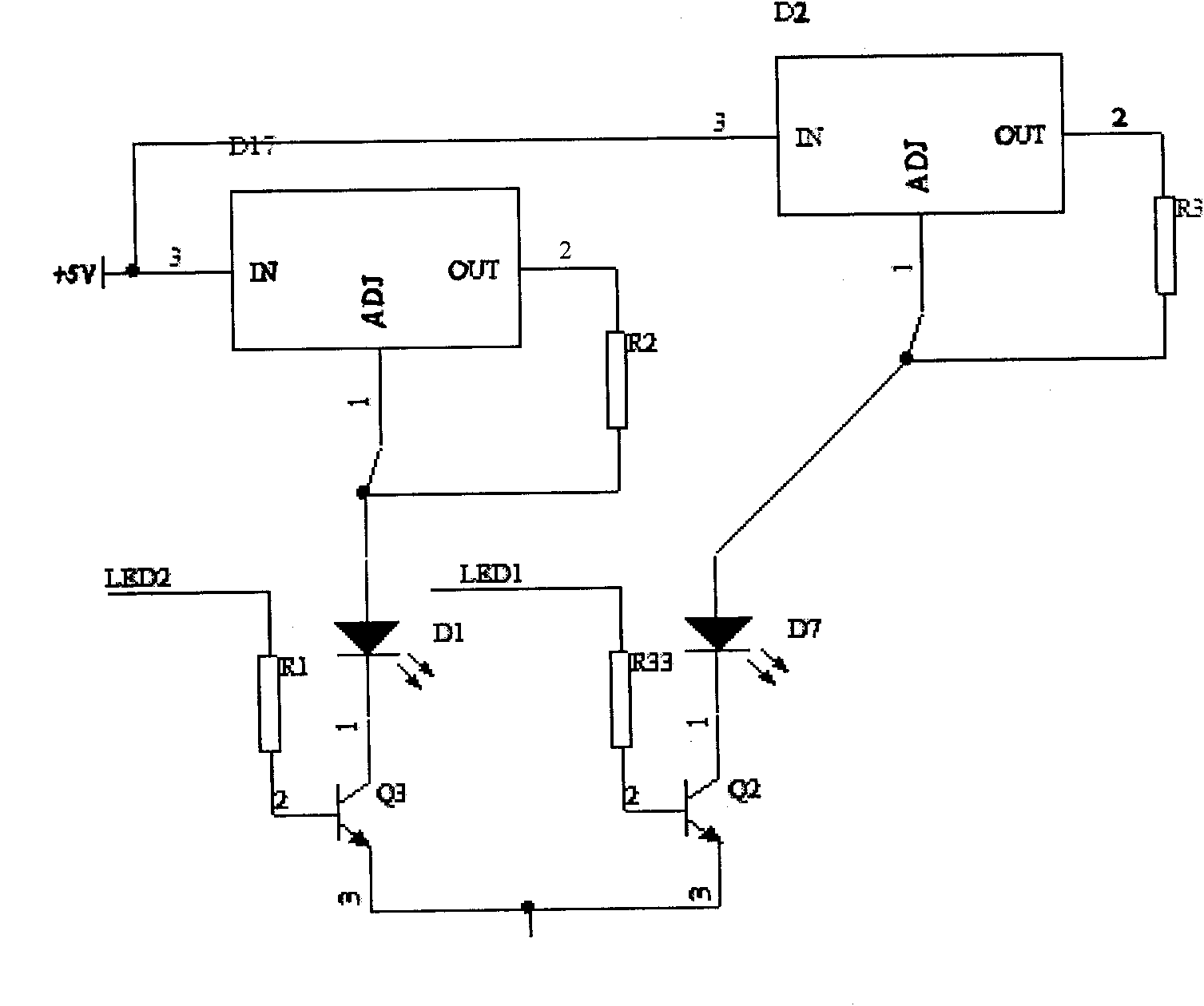 Device and method for automatically detecting light extinction rate of smoke