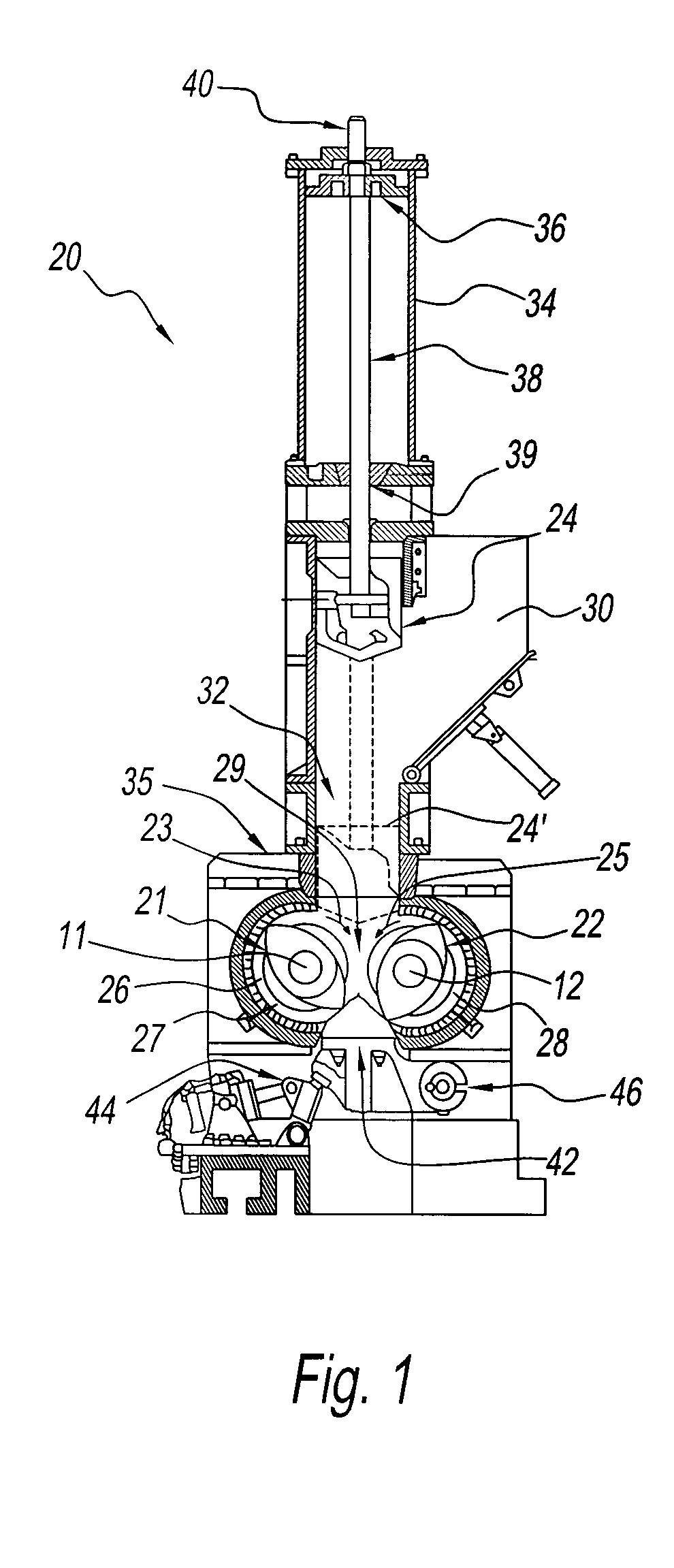 Keel type ram for use in internal batch mixers with tangential rotors