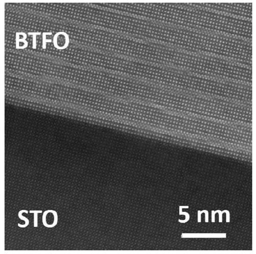 a bi  <sub>6</sub> ti  <sub>3</sub> fe  <sub>2</sub> o  <sub>18</sub> Layered multiferroic epitaxial thin film and its preparation method