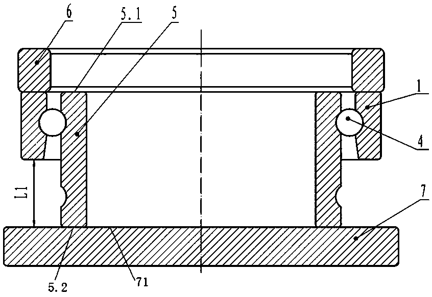 A series assembled double row angular contact ball bearing and its assembly method