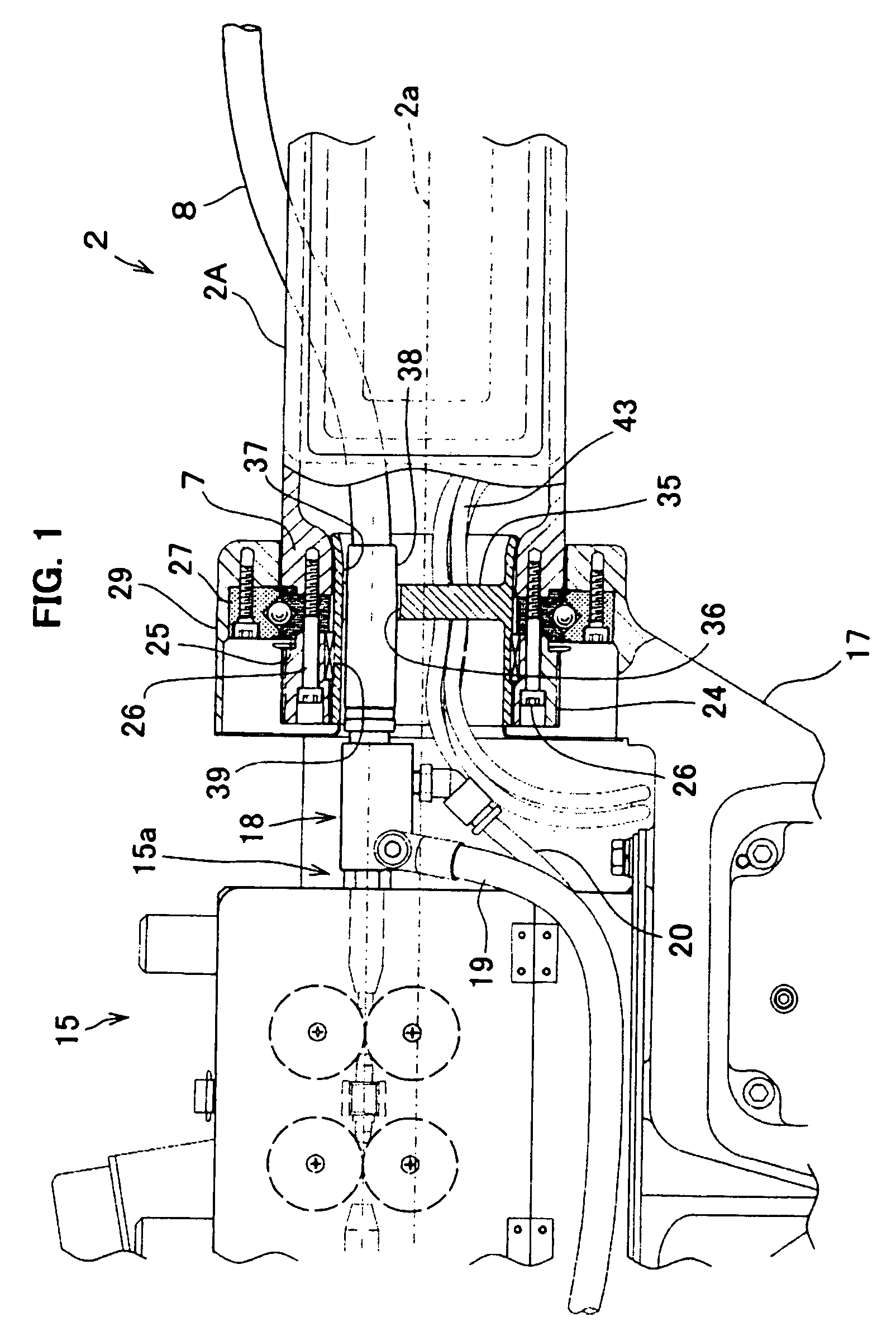 Cable arrangement for robot arm, and industrial robot utilizing the same