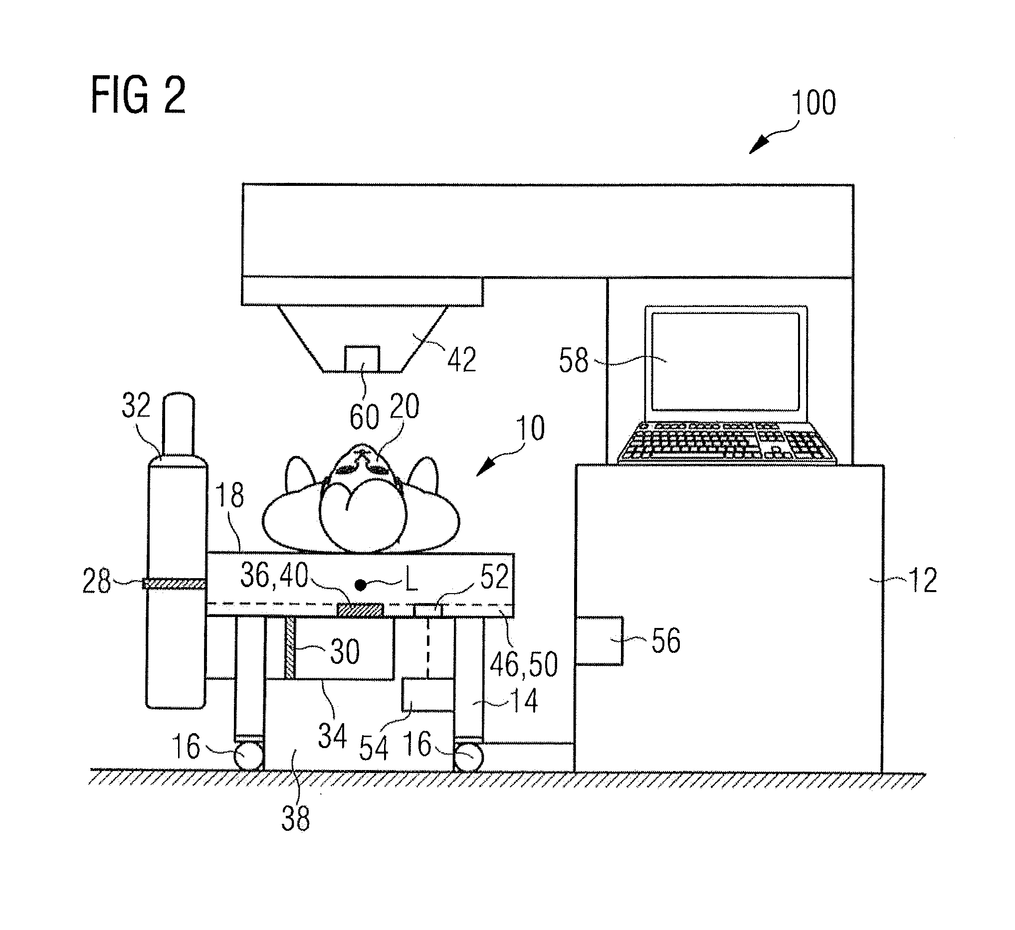 Patient transfer arrangement, medical treatment apparatus and medical treatment system