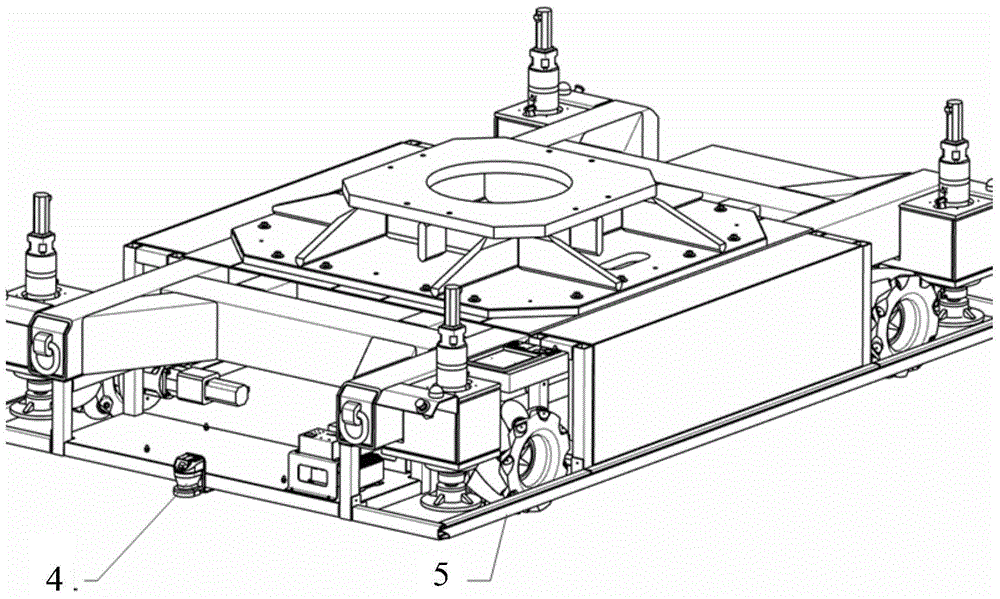 Omnidirectional intelligent mobile platform used as chassis of industrial robot