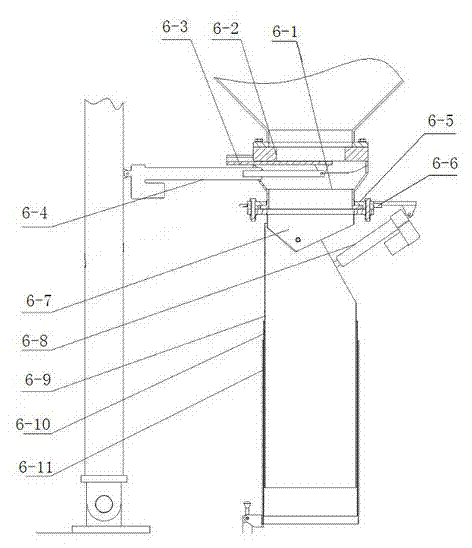 Front-tip vertical-type telescopic sand storage tank for oil field