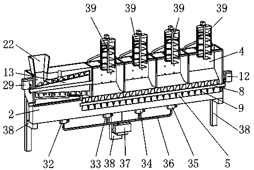 Prewashing device for plastic recycling