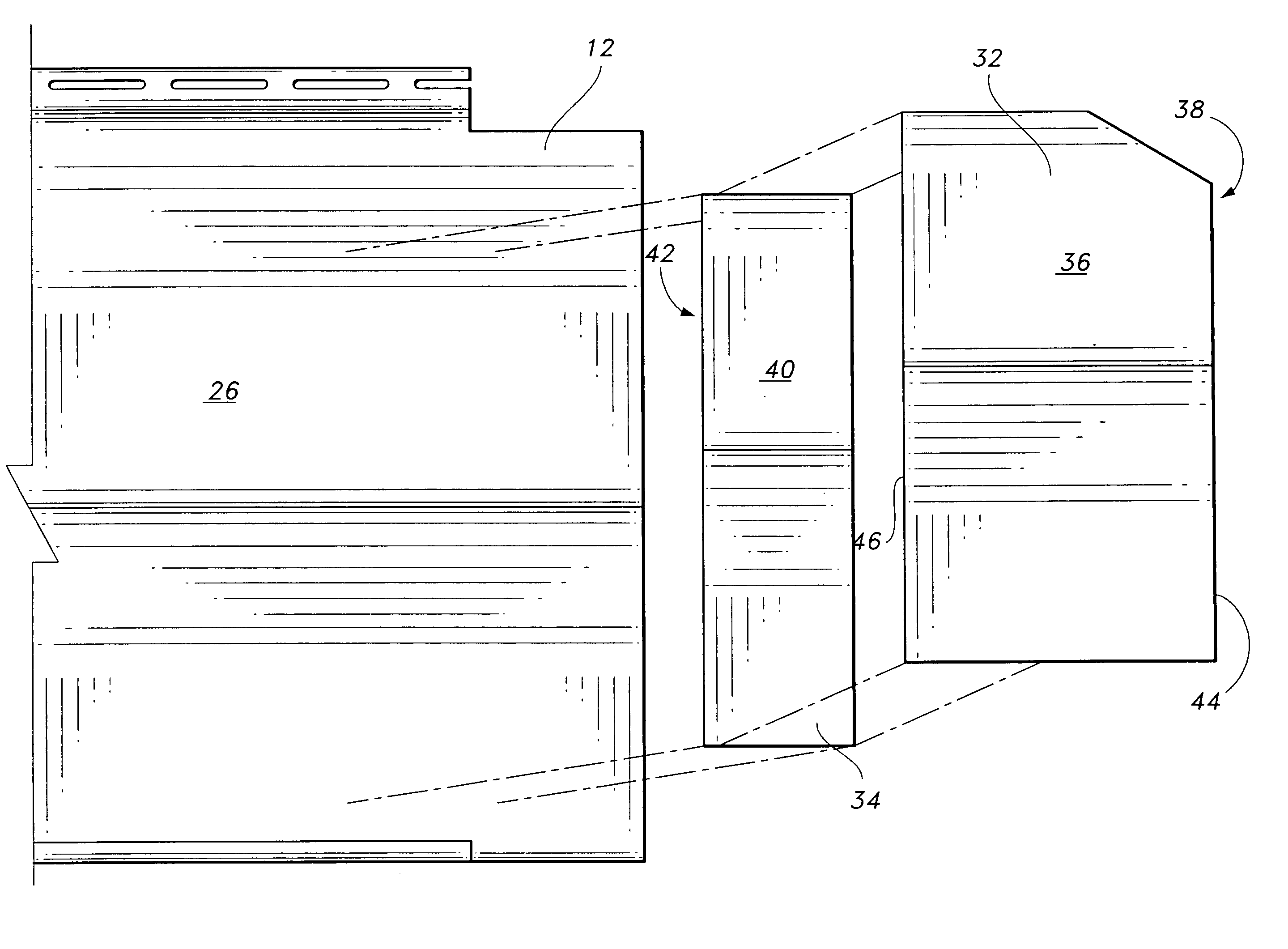 Locking laps for vinyl siding