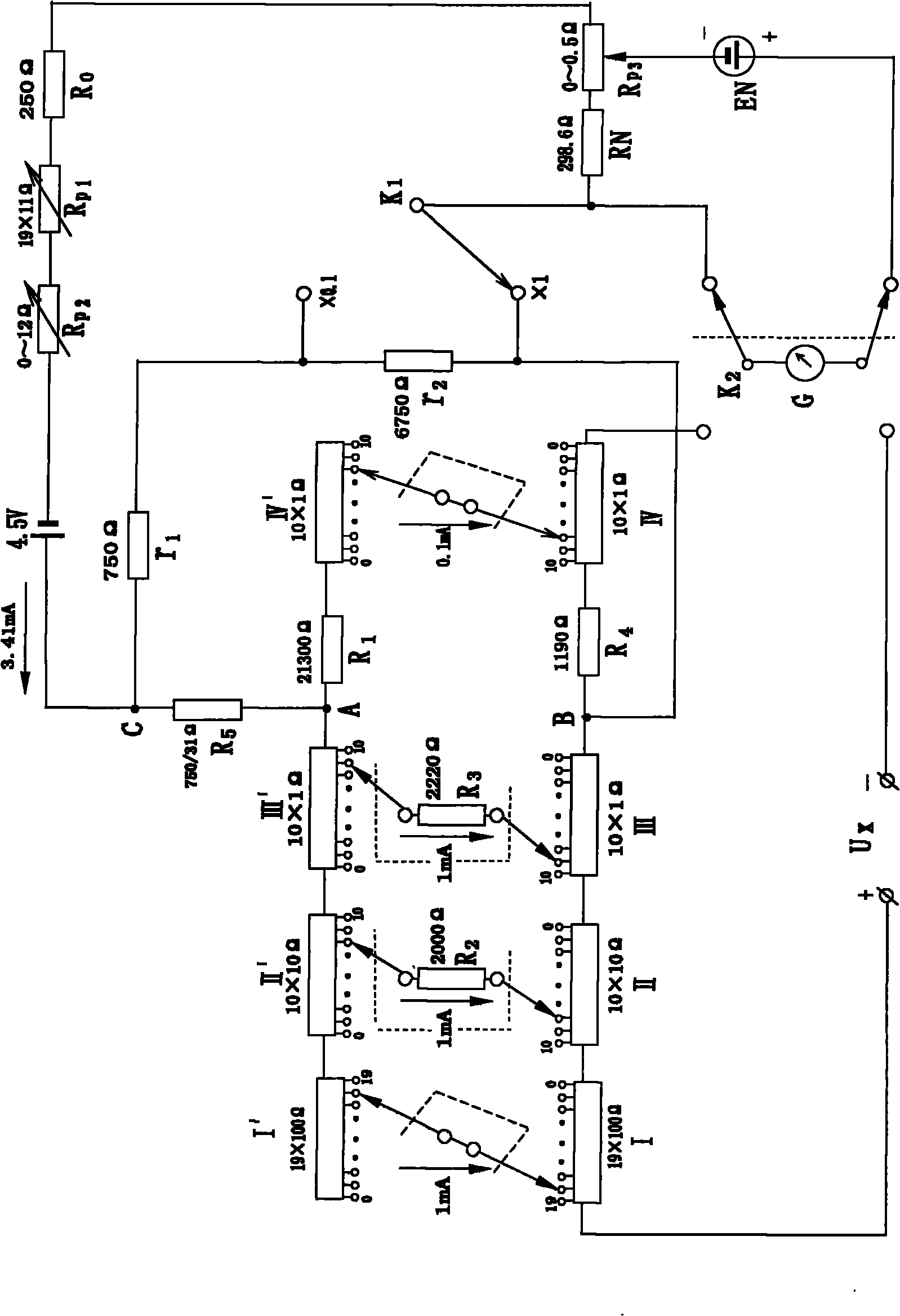 Voltage-measuring device with four measuring panels