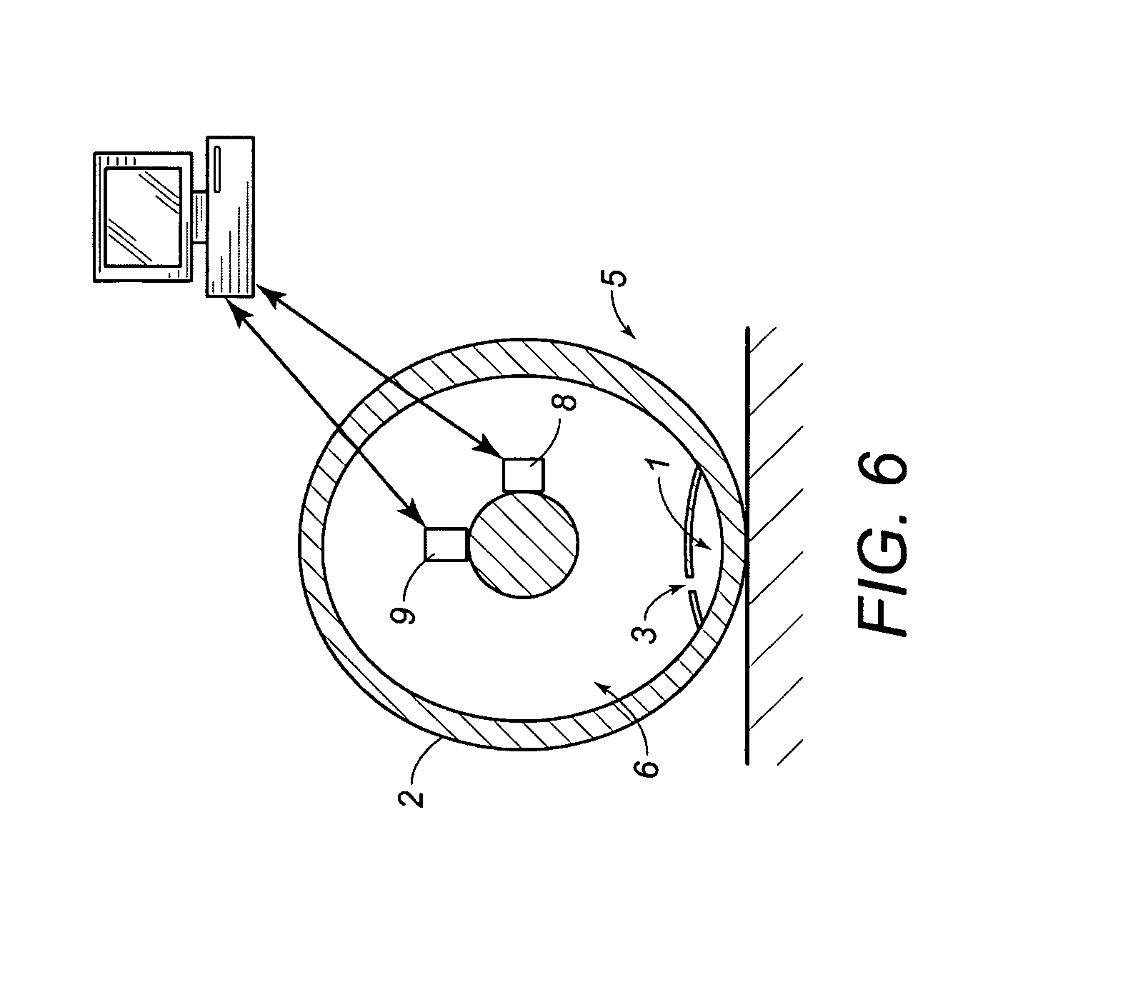 Device for monitoring maintenance and adjustment of pressure in a tire