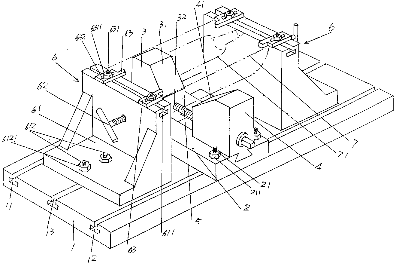 Work fixture for machining inner cavities and joint closing surfaces of glass molds