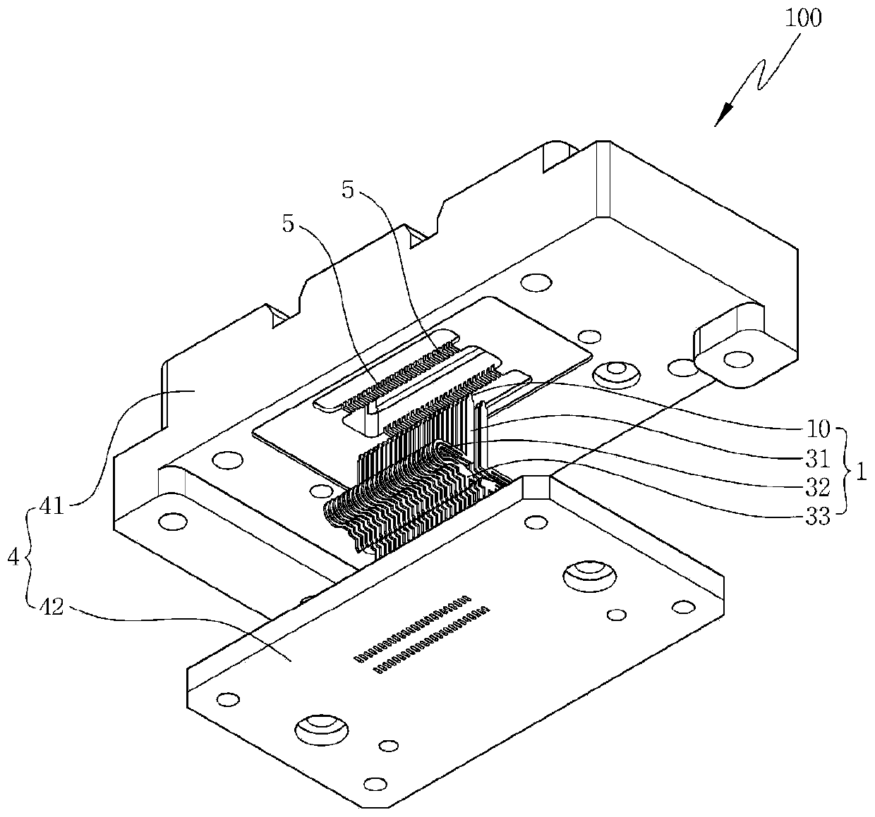 Pin breakage prevention type multi-contact socket