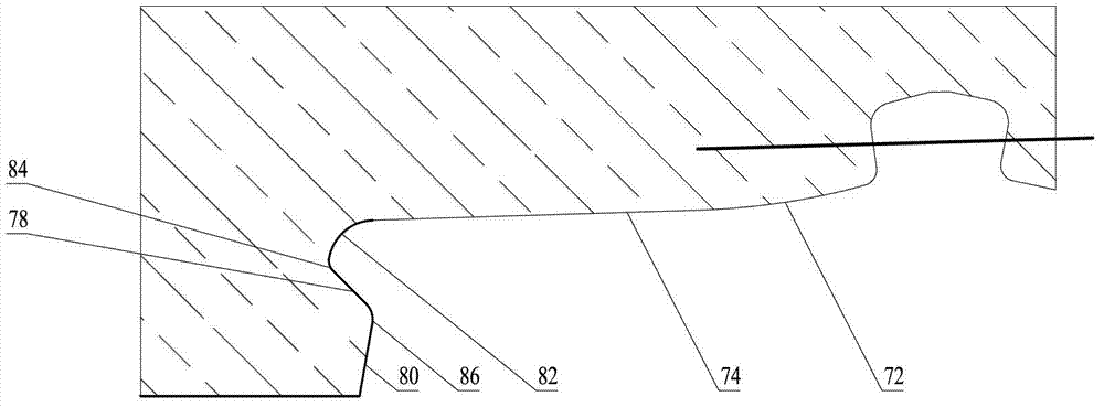 S-shaped shoulder variable tooth width wedge-shaped coupling structure and oil well pipe structure