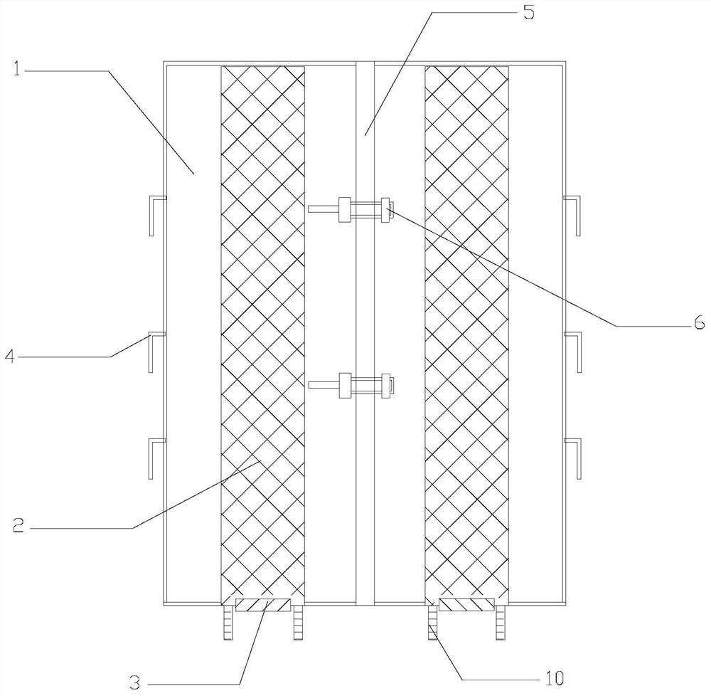 High-fence and high-van automobile tail door climbing type dock leveler