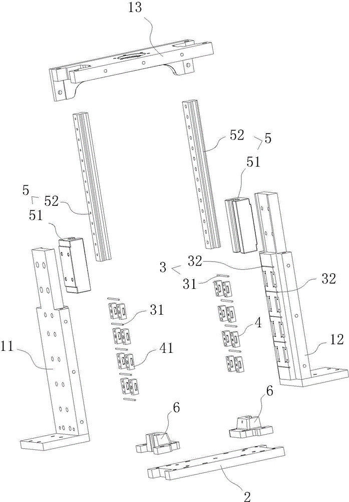 Pressing mechanism for molding APG (automatic pressure gelation) insulating part