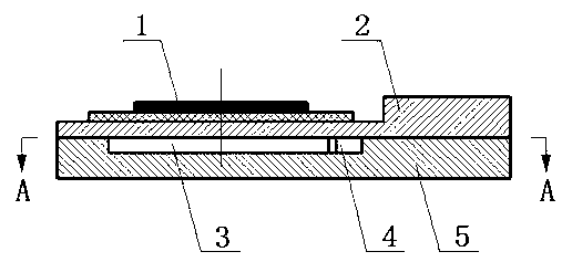 Valveless piezoelectric pump based on wall attachment effect