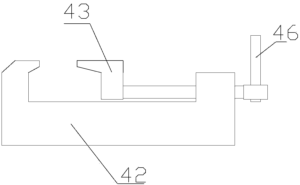 Working pipe system of spinal paramedian keyhole approach