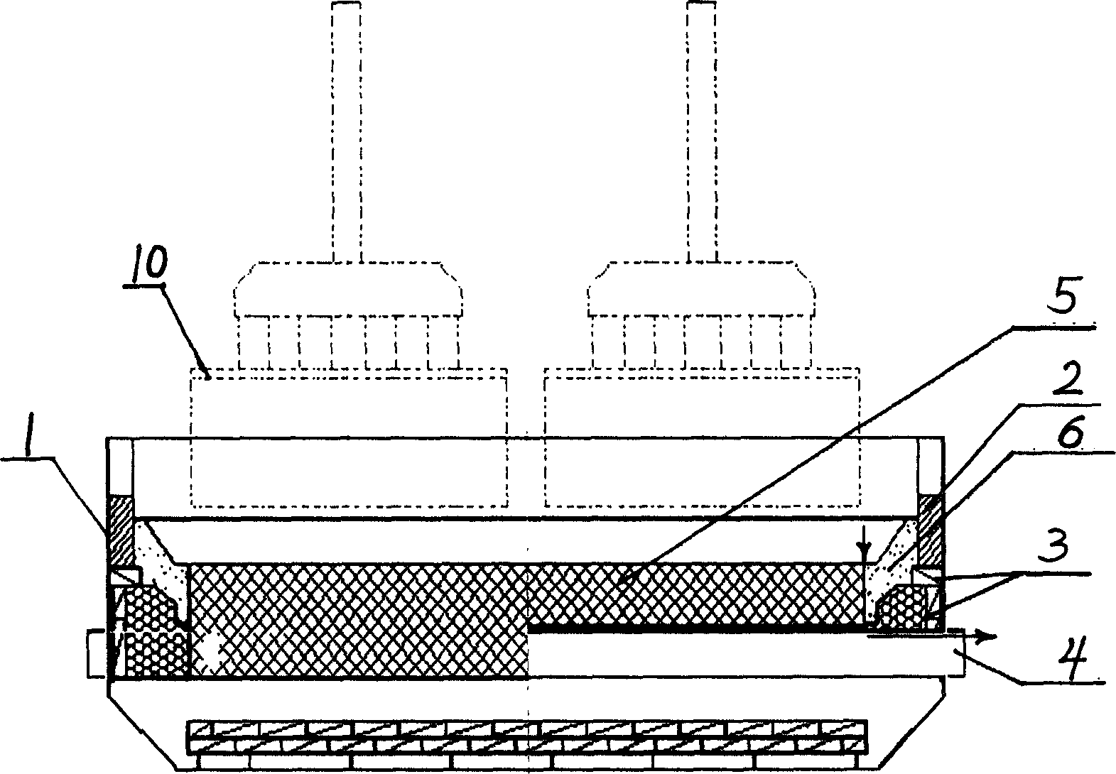 Process for mfg. premelting anode aluminium electrolytic tank