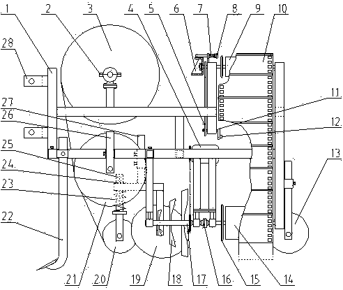 Blueberry and blackcurrant overwintering soil covering machine