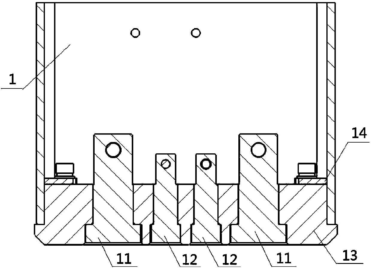 Automatic charging device of automatic guiding vehicle