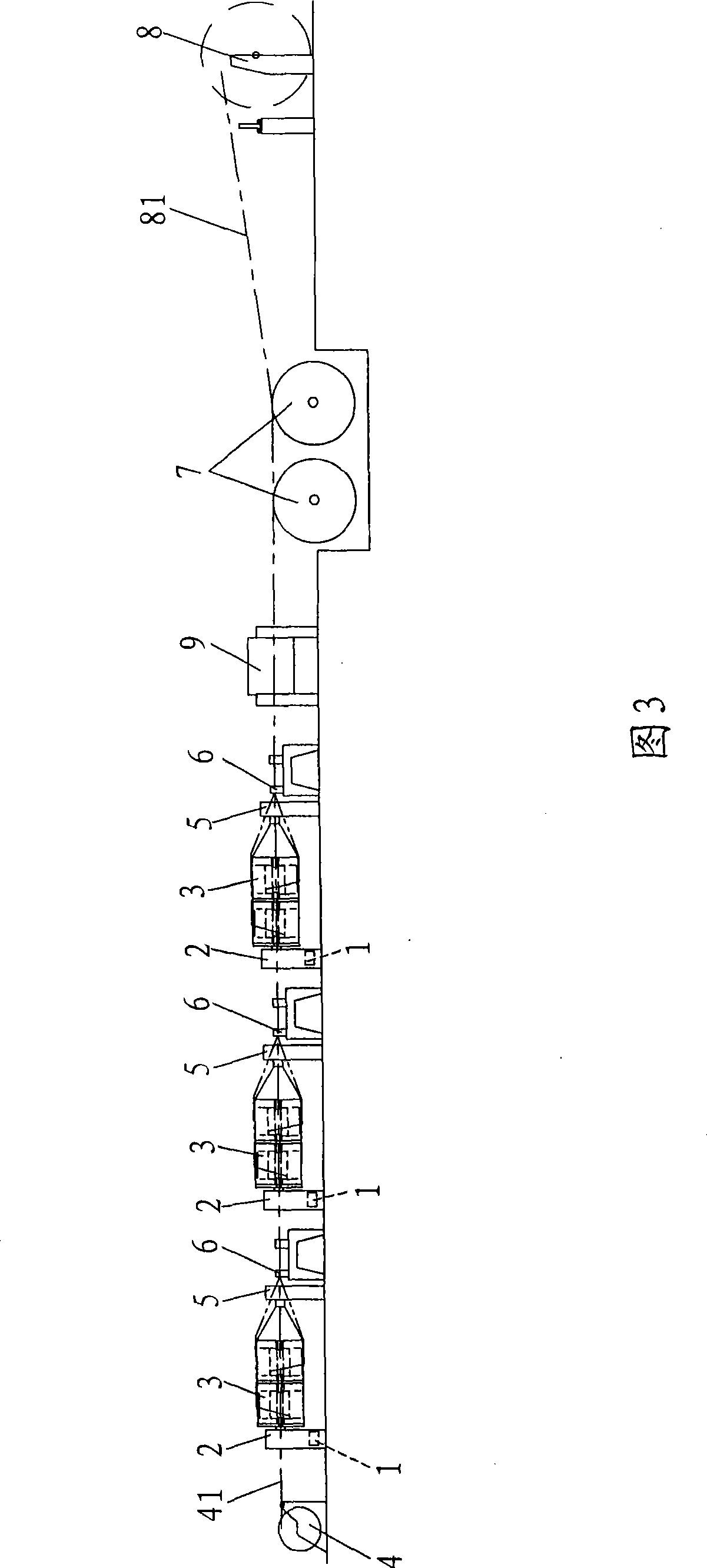 Central thread passing pipe twisting machine