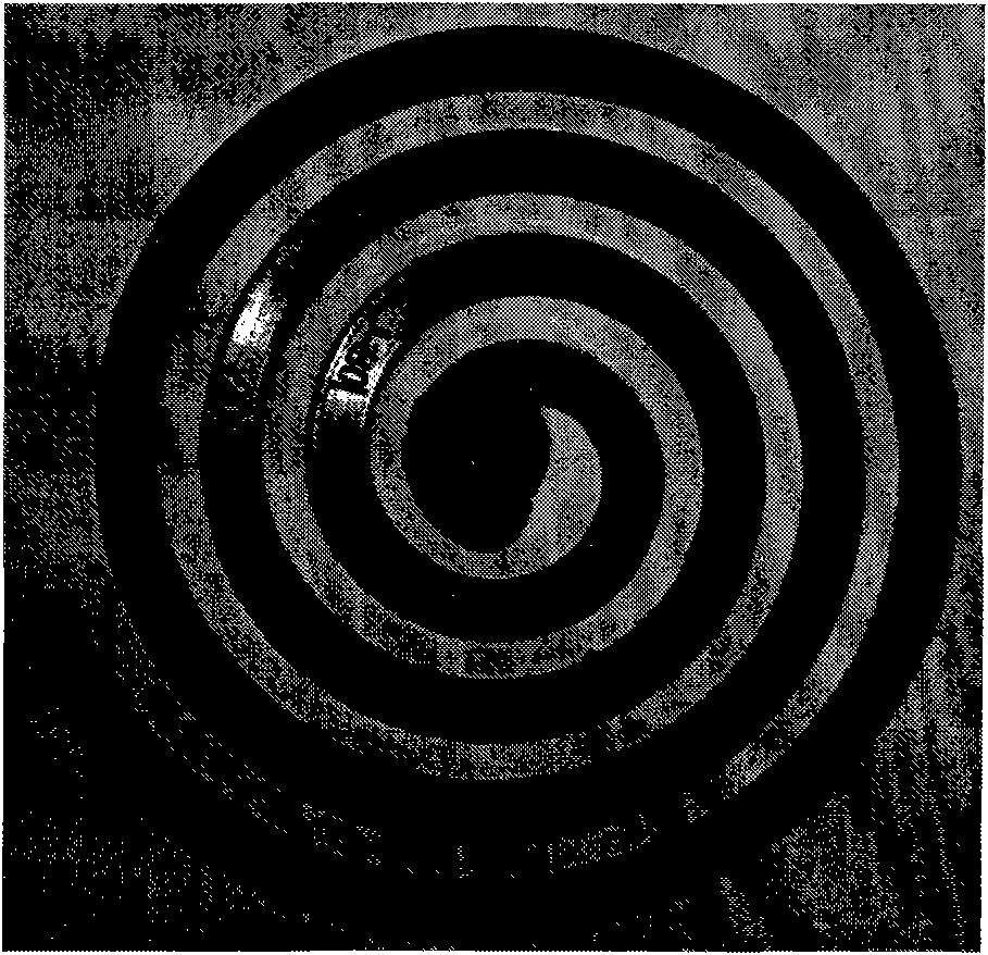 Liquid crystal polymer material reinforced by glass fibers with non-circular cross sections and preparation method thereof