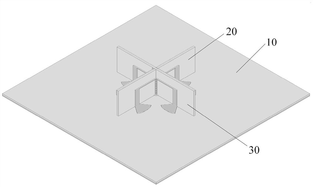 Broadband vertical polarization omnidirectional antenna