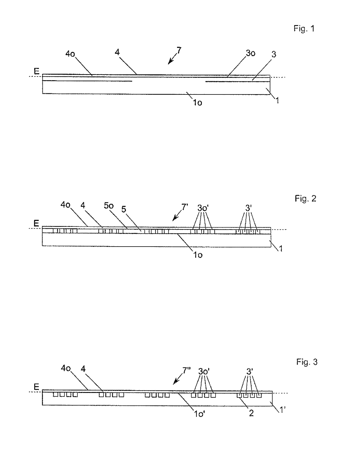 Method for bonding metallic contact areas with solution of a sacrificial layer applied on one of the contact areas