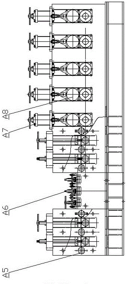 A complete set of acid-free descaling equipment for steel strip surface and descaling method thereof