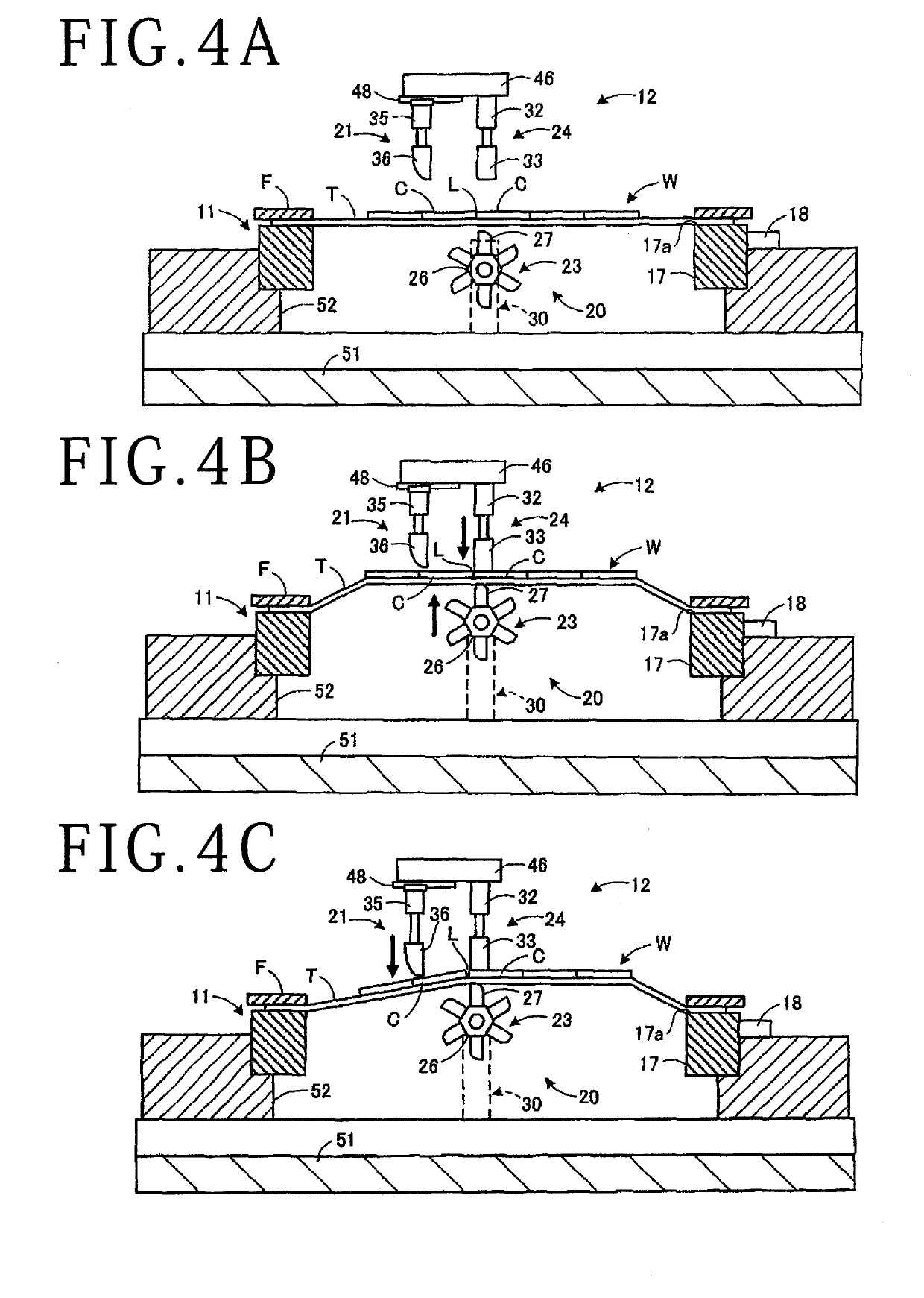 Apparatus for dividing workpiece