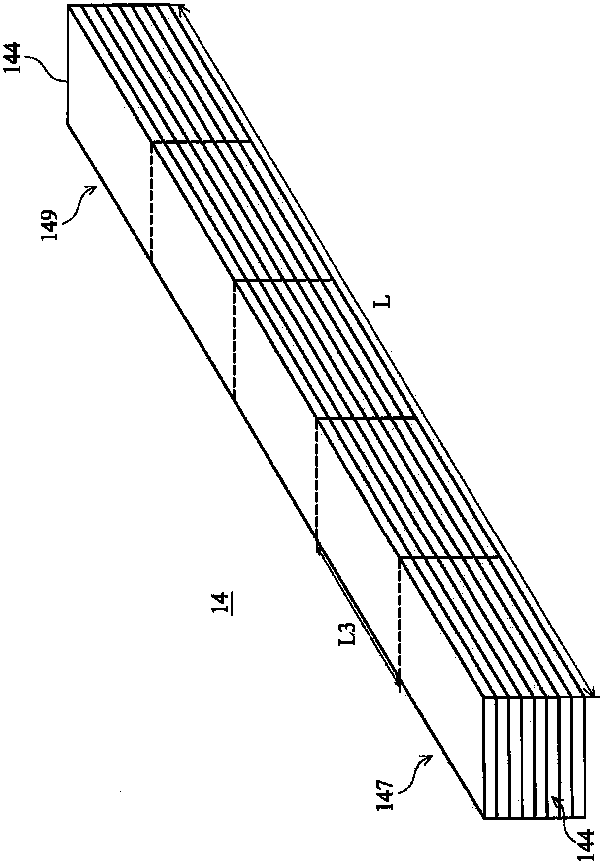 Cutting and screening device for fiber products and cutting and screening method for fiber products