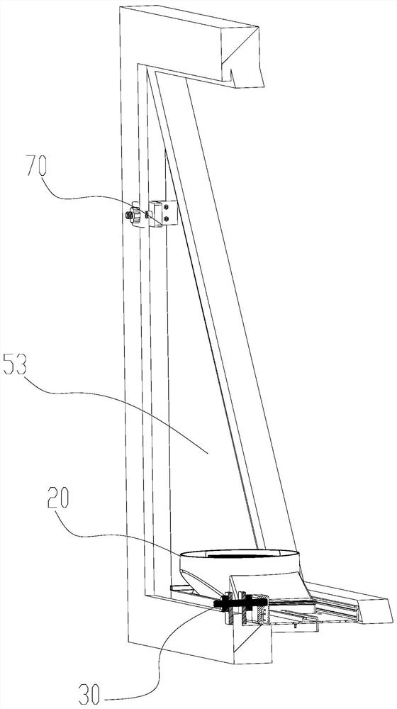 Mounting assembly and air conditioner with mounting assembly