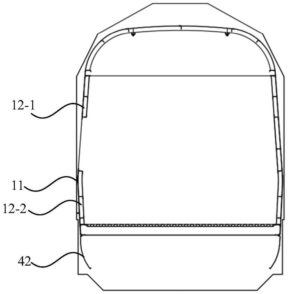 Car body and rail vehicle of a drum car