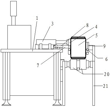 Beverage can tightness detecting device and detection method thereof