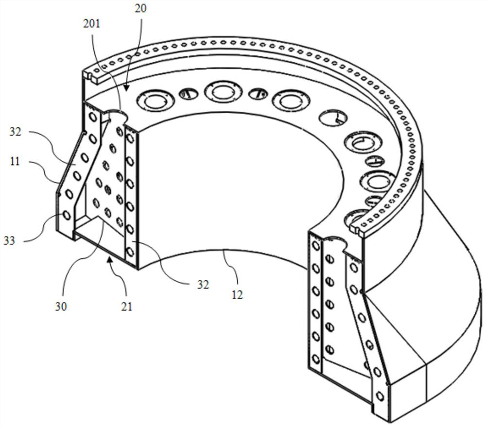 Steel-concrete composite structure switching section for wind power tower