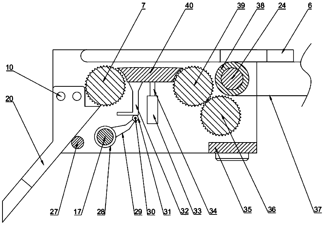 Peeling device