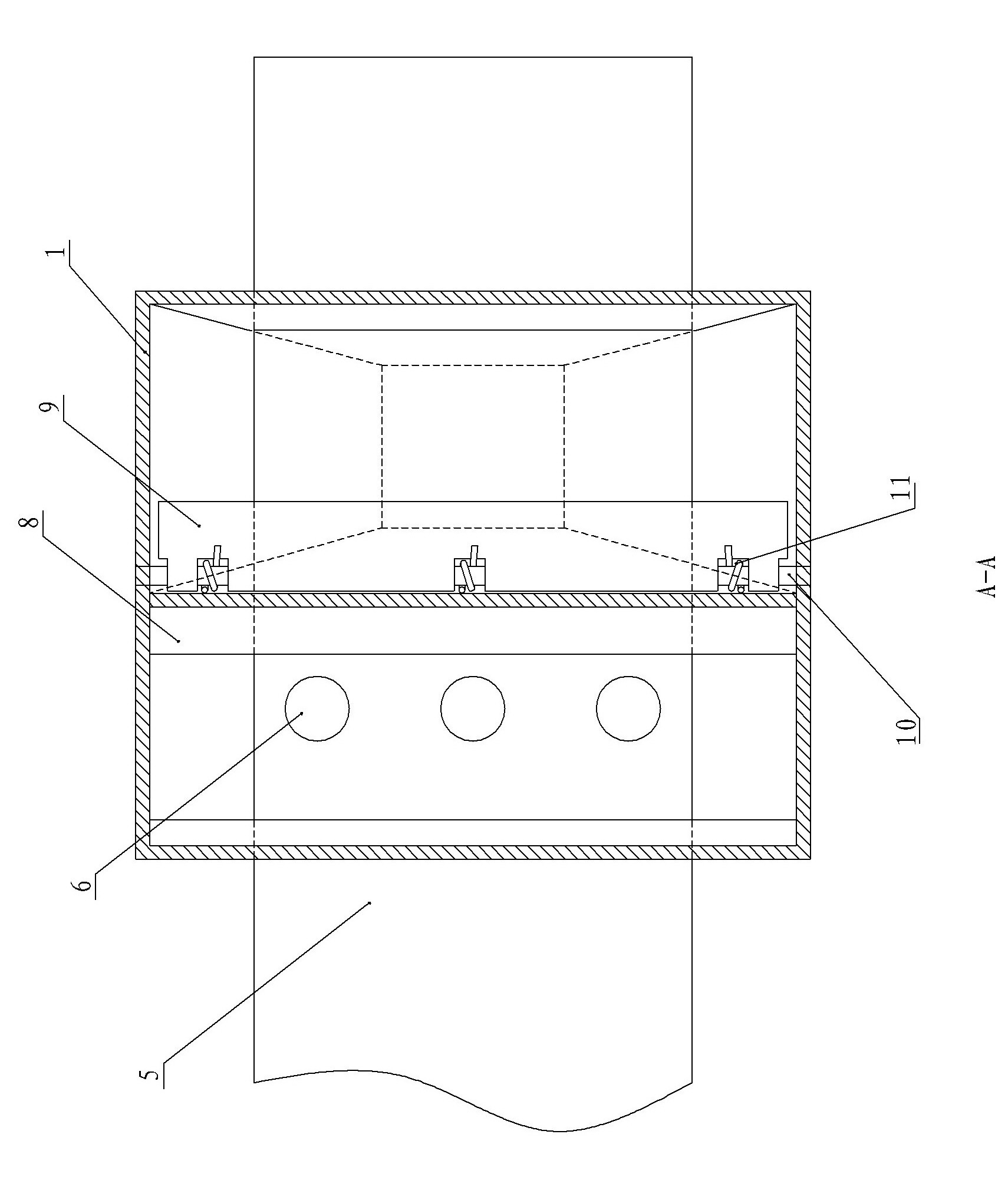 Dislocation type corn planting method and reciprocating flashboard type seed and fertilizer sowing machine