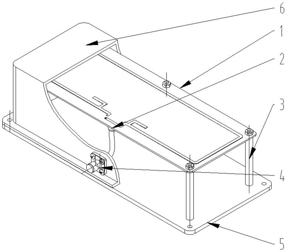 UHF miniaturized low-profile antenna